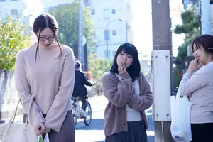 Trả thù mấy mụ gần nhà thường xuyên nói xấu bằng cách “cướp ông chồng ả ta”