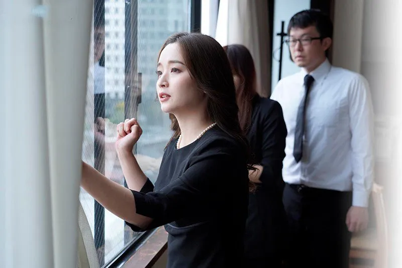 Ông chồng mất 3 năm, má kế trẻ tìm đến con Ông chồng giải tỏa thiếu thốn