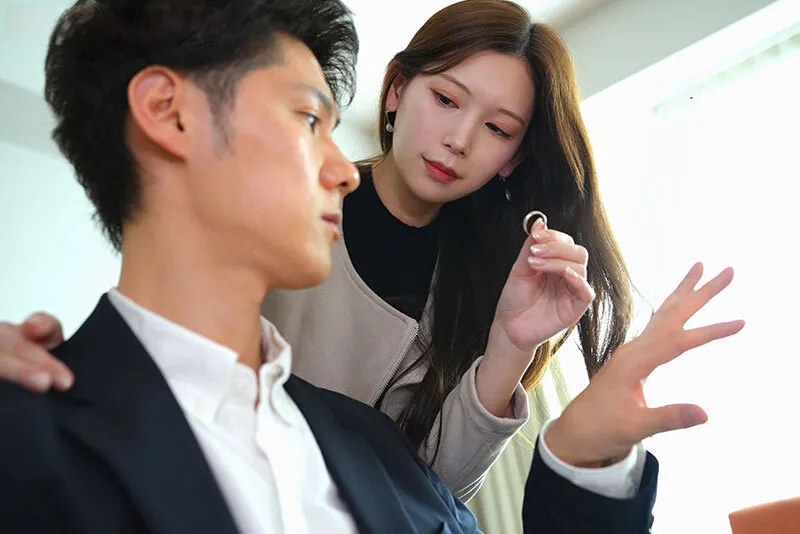 Bà xã đi đi giã ngoại, người chồng ở nhà bị nhỏ em cô vợ gạ phang không trượt phát nào